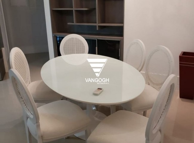 Apartamento 3 dormitórios Grand Royale, Quadra Mar - Balneário Camboriú