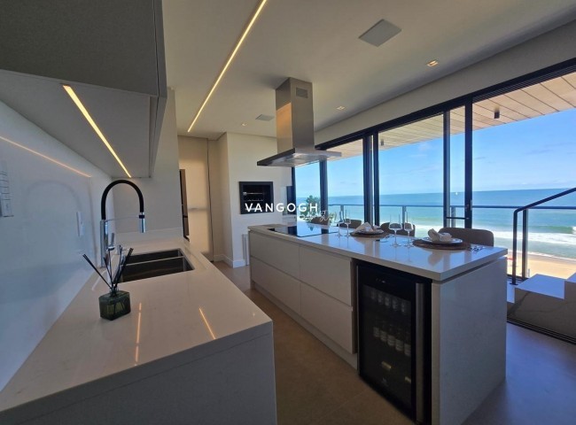 Apartamento 3 dormitórios Sunrise Brava