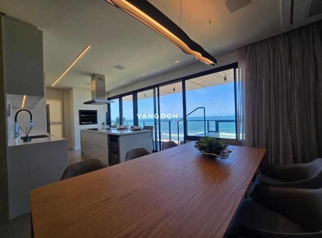 Apartamento 3 dormitórios Sunrise Brava