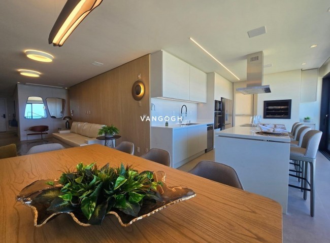 Apartamento 3 dormitórios Sunrise Brava