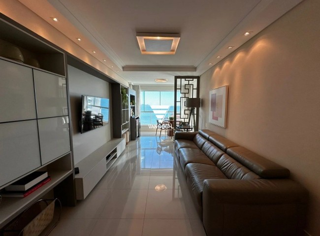 Apartamento 4 dormitórios Villa Serena Home Club, Quadra Mar - Balneário Camboriú