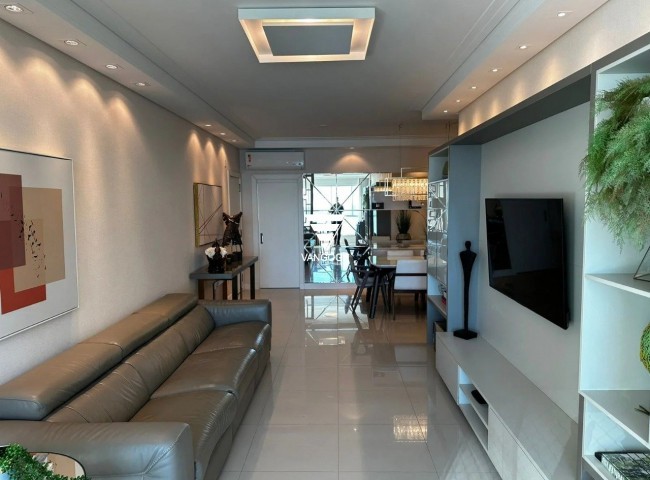 Apartamento 4 dormitórios Villa Serena Home Club, Quadra Mar - Balneário Camboriú