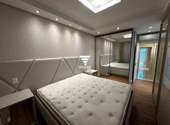 Apartamento 4 dormitórios Villa Serena Home Club, Quadra Mar - Balneário Camboriú