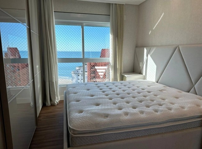 Apartamento 4 dormitórios Villa Serena Home Club, Quadra Mar - Balneário Camboriú