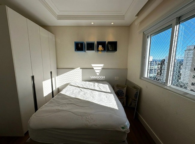 Apartamento 4 dormitórios Villa Serena Home Club, Quadra Mar - Balneário Camboriú