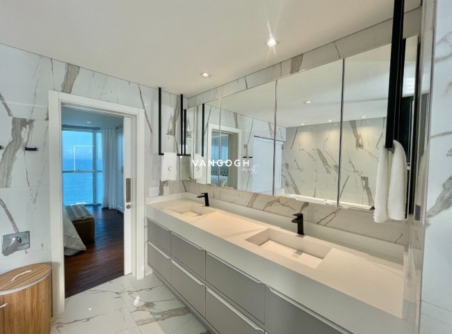 Apartamento 3 dormitórios Sky Tower, Centro - Balneário Camboriú