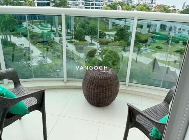 Apartamento 3 dormitórios Brava Home Resort, Praia Brava - Itajaí