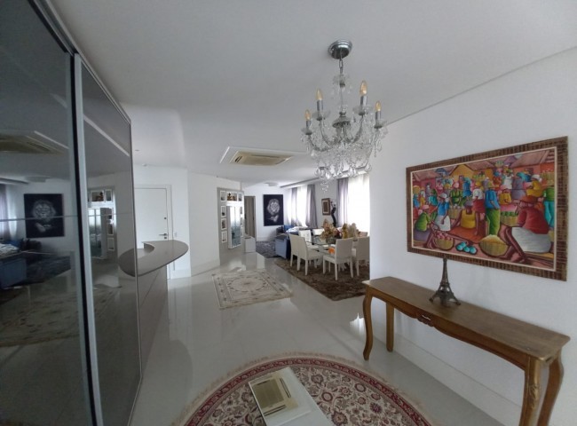 Apartamento 3 dormitórios Elegance Tower, Barra Sul - Balneário Camboriú