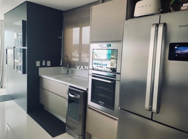 Apartamento 3 dormitórios Brava Beach, Praia Brava de Itajaí - Itajaí