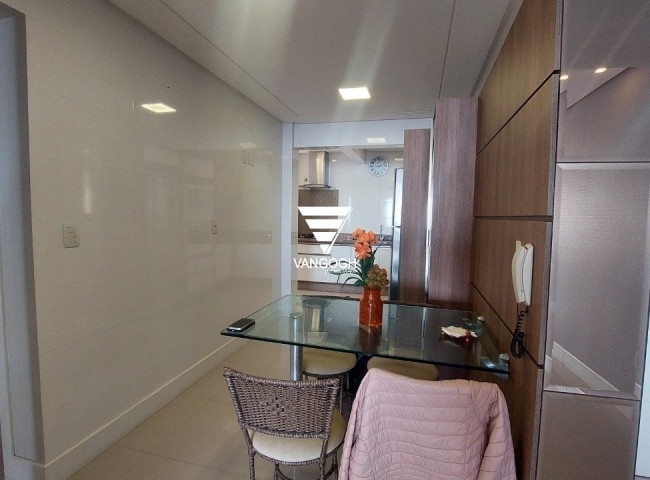 Apartamento 3 dormitórios Neptuno, Frente Mar Centro - Balneário Camboriú