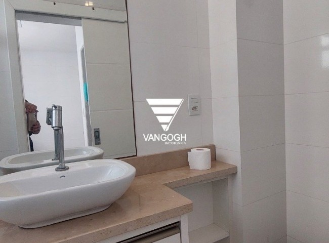 Apartamento 3 dormitórios Neptuno, Frente Mar Centro - Balneário Camboriú