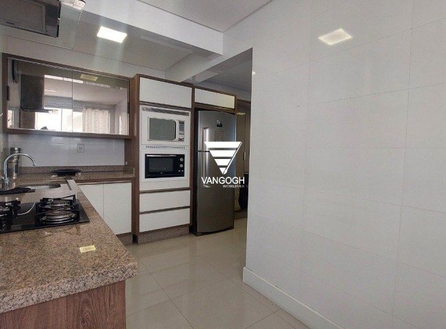 Apartamento 3 dormitórios Neptuno, Frente Mar Centro - Balneário Camboriú