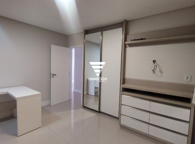 Apartamento 3 dormitórios Neptuno, Frente Mar Centro - Balneário Camboriú