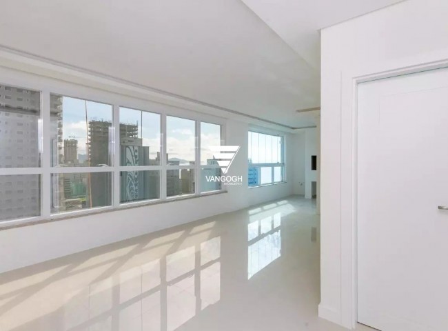 Apartamento 3 dormitórios Azzure Residence, Meia Praia - ITAPEMA