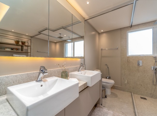 Apartamento 4 dormitórios Ibiza Towers, Frente Mar - Balneário Camboriú