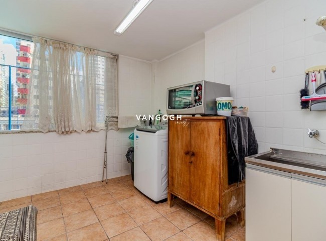 Apartamento 3 dormitórios Edficio Paraiso, Cento - Balneário Camboriú