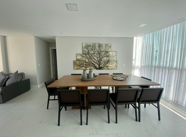 Apartamento 4 dormitórios Ocean Tower, Pioneiros - Balneário Camboriú