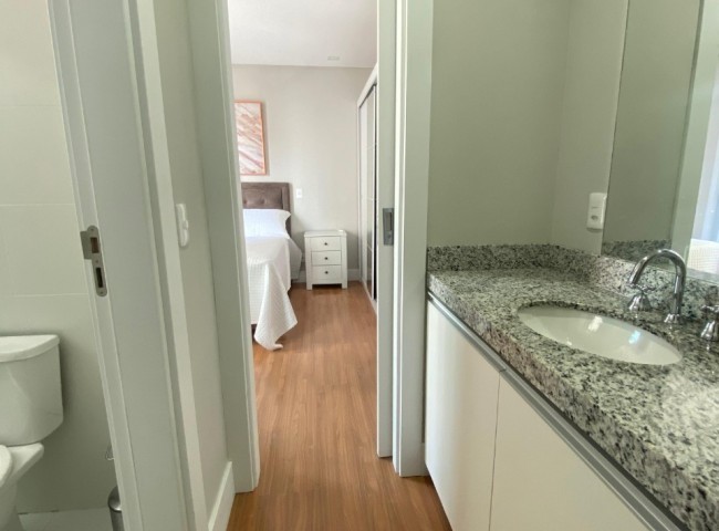 Apartamento 4 dormitórios Ocean Tower, Pioneiros - Balneário Camboriú