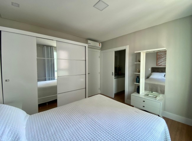 Apartamento 4 dormitórios Ocean Tower, Pioneiros - Balneário Camboriú