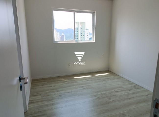Apartamento 3 dormitórios Porto da Barra, Centro - Balneário Camboriú