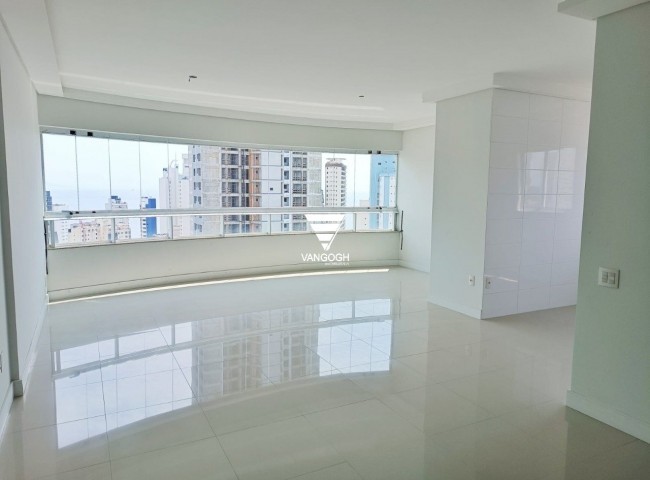 Apartamento 3 dormitórios Porto da Barra, Centro - Balneário Camboriú