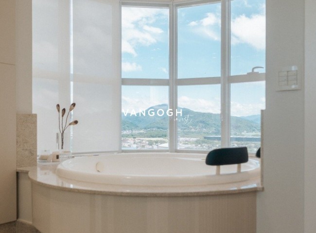 Apartamento 4 dormitórios Ibiza Towers, Frente Mar - Balneário Camboriú