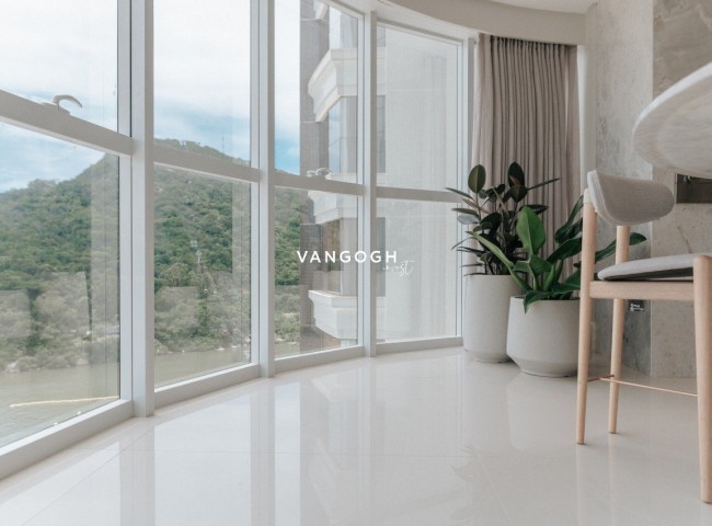 Apartamento 4 dormitórios Ibiza Towers, Frente Mar - Balneário Camboriú