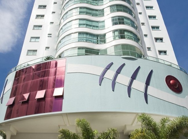 Apartamento 3 dormitórios La Madeson, Quadra Mar - Balneário Camboriú