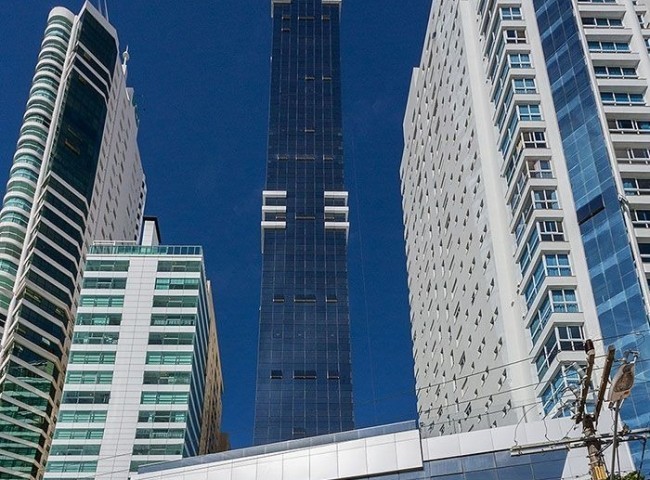 Apartamento 5 dormitórios Epic Tower, Frente Mar - Balneário Camboriú