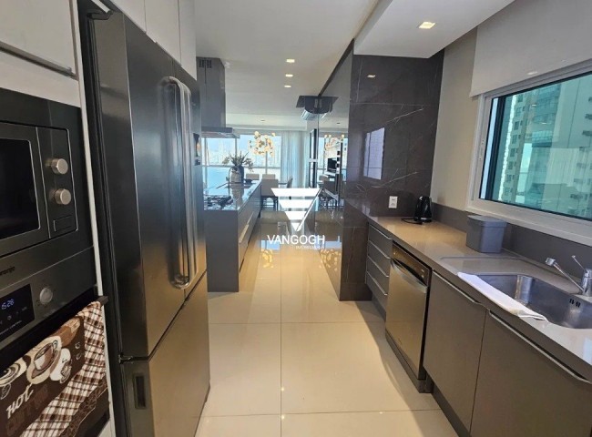 Apartamento 5 dormitórios Sky Tower, Centro - Balneário Camboriú