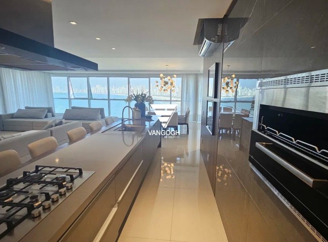 Apartamento 5 dormitórios Sky Tower, Centro - Balneário Camboriú