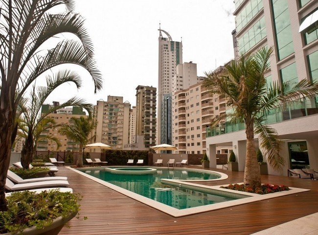 Apartamento 3 dormitórios Le Parc Residence, Centro - Balneário Camboriú