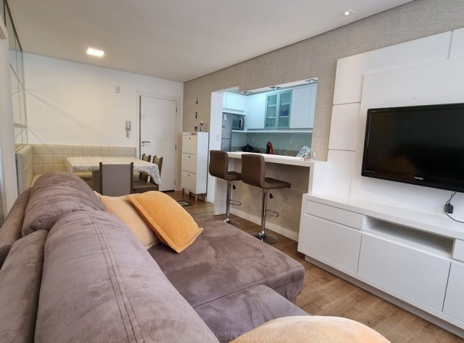 Apartamento 3 dormitórios Acácias, Quadra Mar - Balneário Camboriú