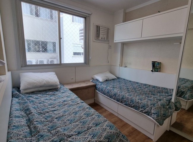 Apartamento 3 dormitórios Acácias, Quadra Mar - Balneário Camboriú