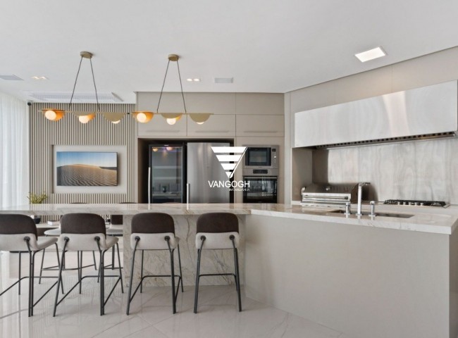 Apartamento 3 dormitórios Magnifique Tower, Quadra Mar - Balneário Camboriú