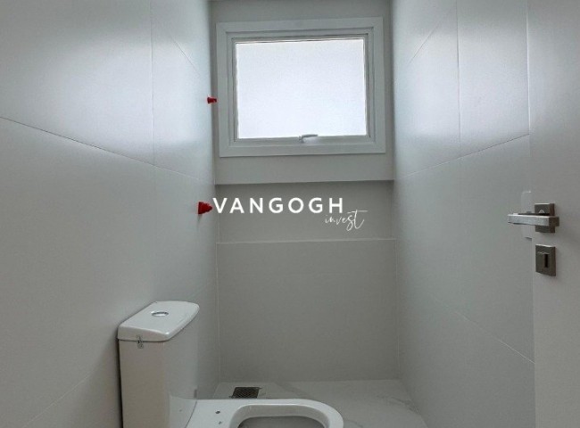 Apartamento 4 dormitórios Skyline Tower