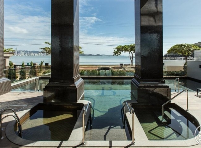 Apartamento 4 dormitórios Baturité Lounge House, Frente Mar - Balneário Camboriú