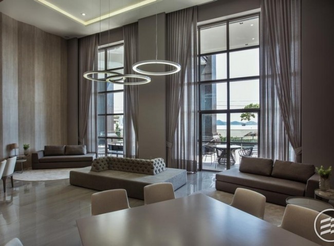 Apartamento 4 dormitórios Baturité Lounge House, Frente Mar - Balneário Camboriú