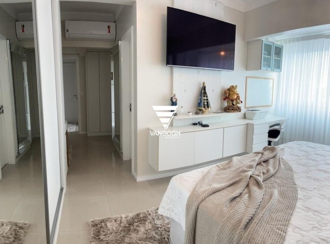 Apartamento 3 dormitórios Solar dos Pinhais, Centro - Balneário Camboriú