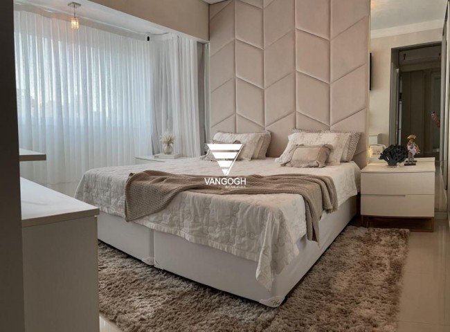 Apartamento 3 dormitórios Solar dos Pinhais, Centro - Balneário Camboriú