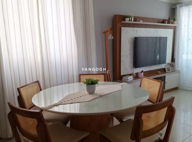 Apartamento 2 dormitórios Edifício Torremolinos, Praia Brava - Itajaí