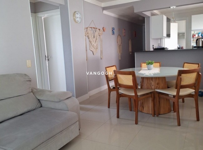 Apartamento 2 dormitórios Edifício Torremolinos, Praia Brava - Itajaí