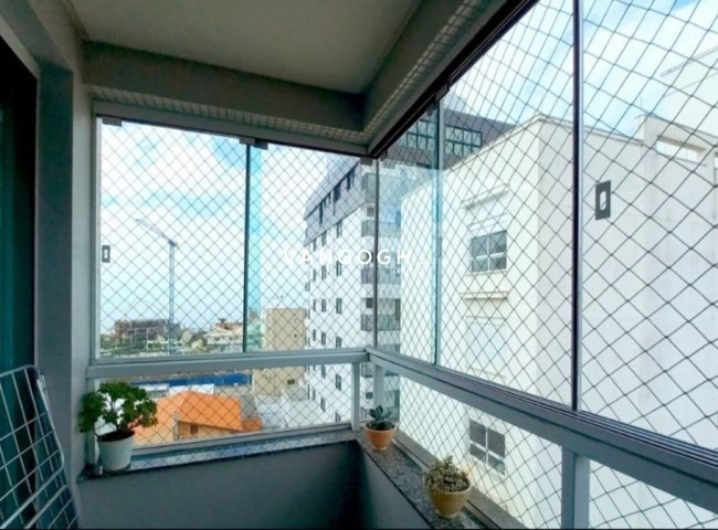 Apartamento 2 dormitórios Edifício Torremolinos, Praia Brava - Itajaí
