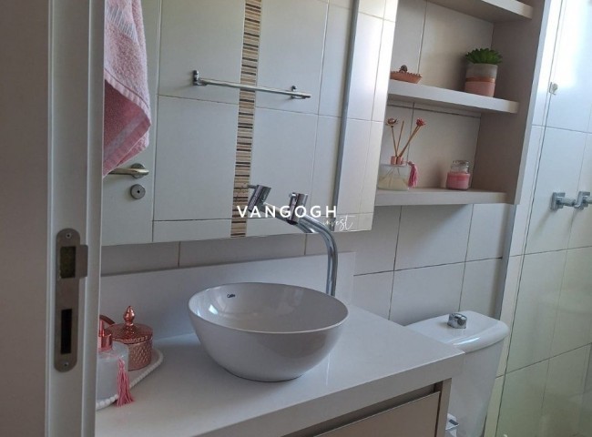 Apartamento 2 dormitórios Edifício Torremolinos, Praia Brava - Itajaí