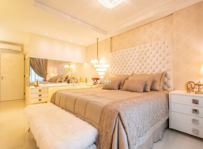 Apartamento 4 dormitórios Four Seasons Residence, Quadra Mar - Balneário Camboriú