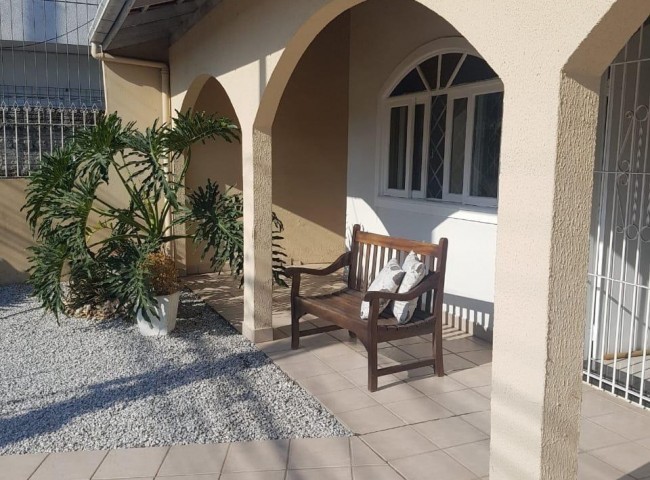 Casa 3 dormitórios Casa 03 Suítes, Estados - Balneário Camboriú