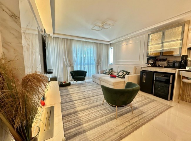 Apartamento 3 dormitórios Villaggio Del Mare, Centro - Balneário Camboriú