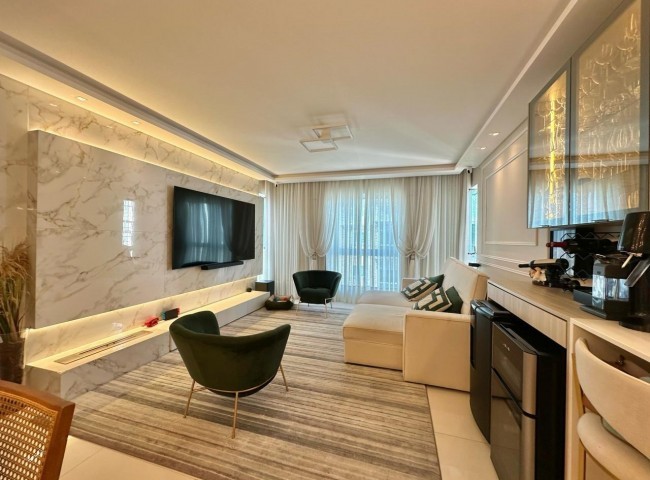 Apartamento 3 dormitórios Villaggio Del Mare, Centro - Balneário Camboriú