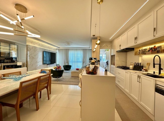 Apartamento 3 dormitórios Villaggio Del Mare, Centro - Balneário Camboriú