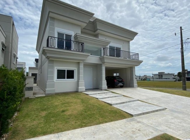 Casa 3 dormitórios Caledônia Private Village, Santa Regina - Camboriú